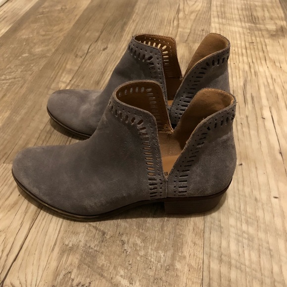 Lucky Brand Gray Suede Booties. - Picture 2 of 9